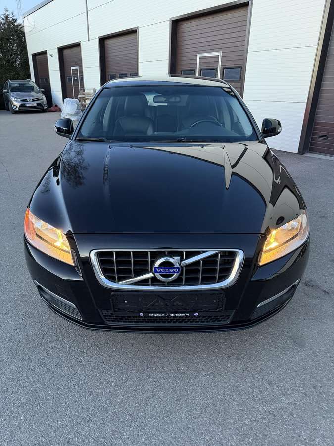 Volvo V70, 2.0 l., Универсал