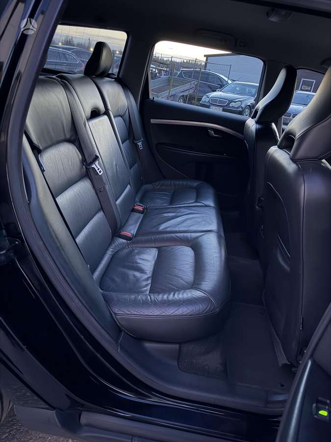 Volvo V70, 2.0 l., Универсал
