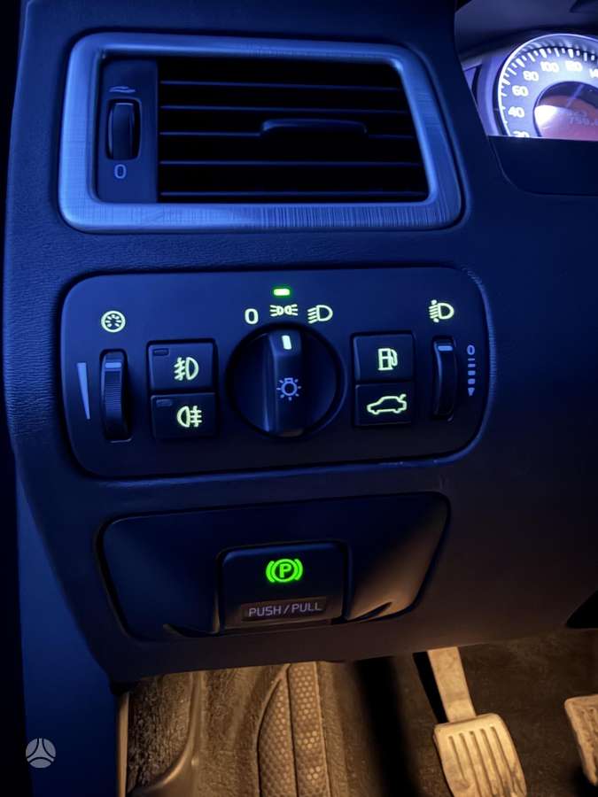 Volvo V70, 2.0 l., Универсал