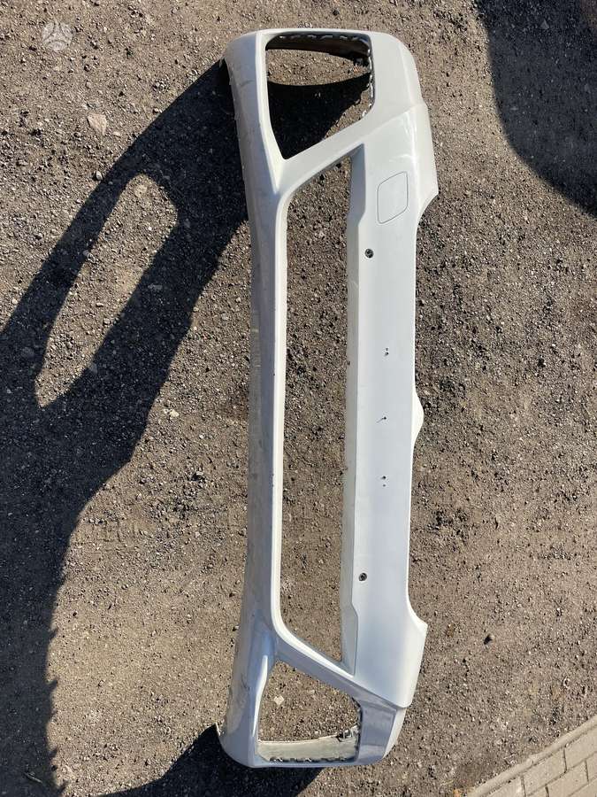 BMW 5 serija bumpers, lights, front grill