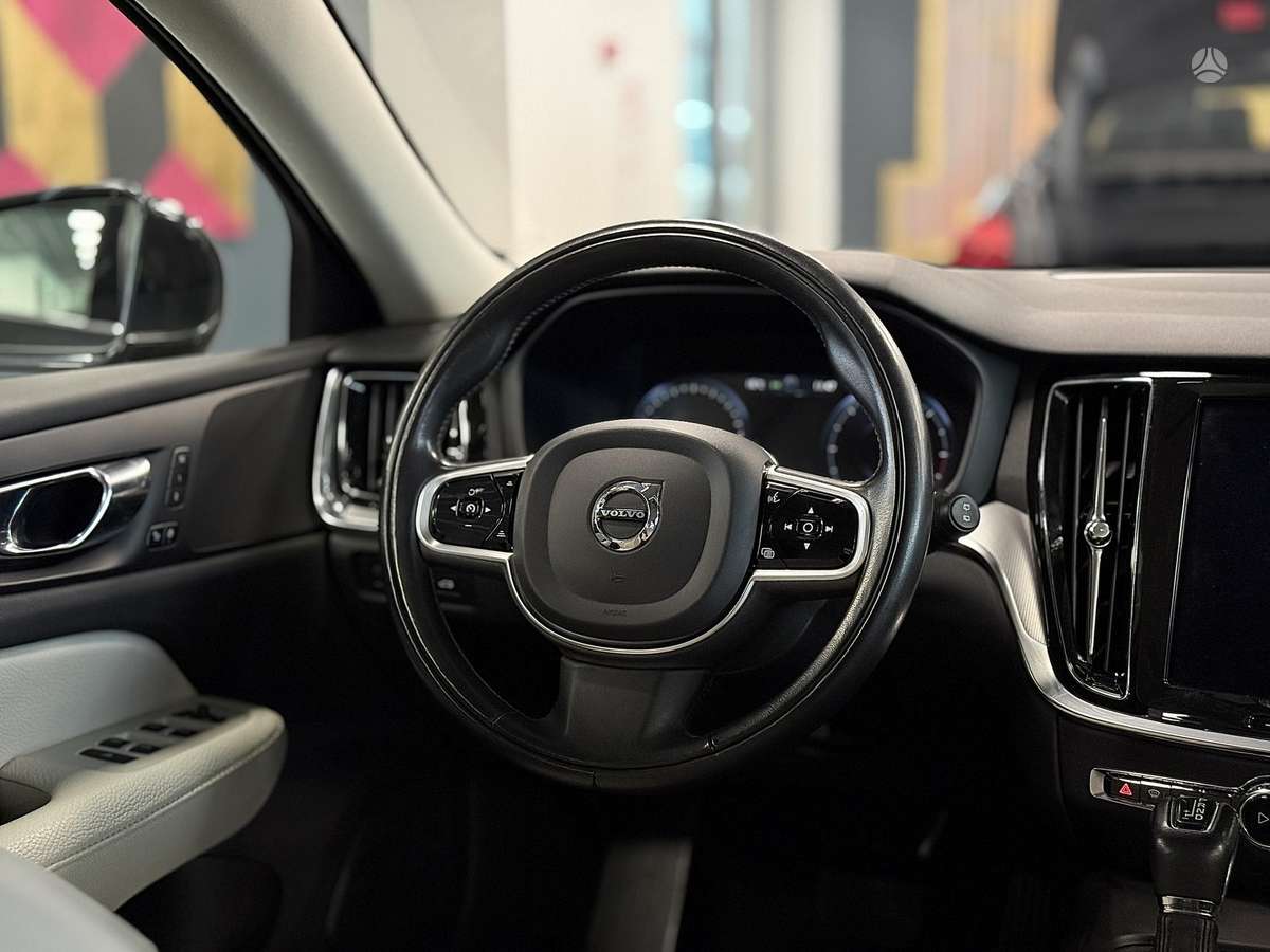 Volvo V60, 2.0 l., Универсал