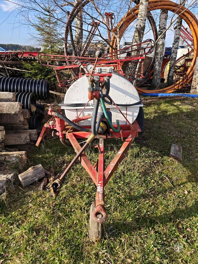 Linde 12m 1000ltr, sprayers
