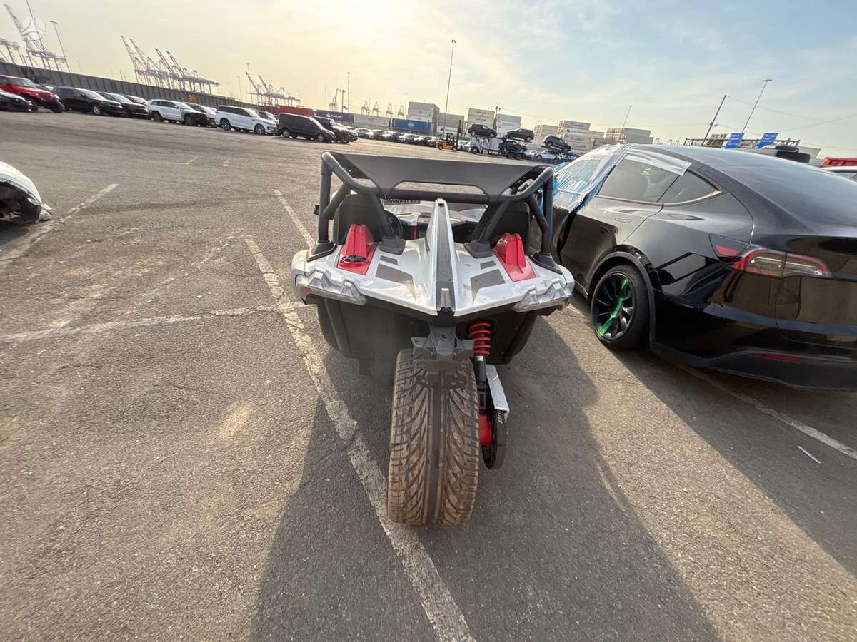 Polaris -kita- 2000cc, trikes