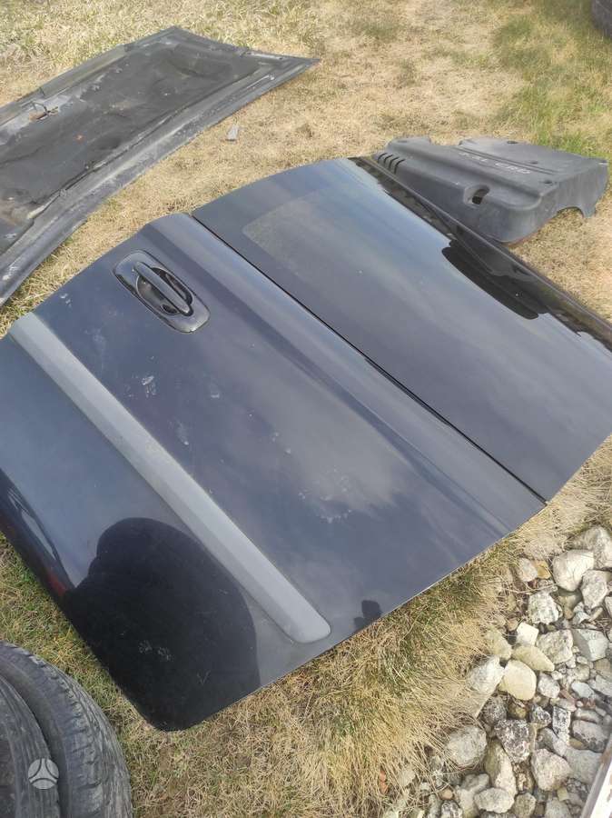 Chrysler Voyager Yra 2005m yra 1998m