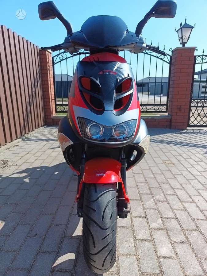 Aprilia SR, мотороллеры / мопеды