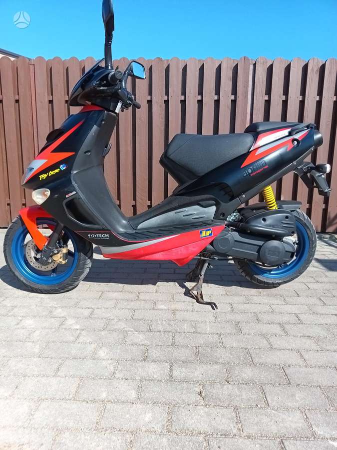 Aprilia SR, scooters / mopeds