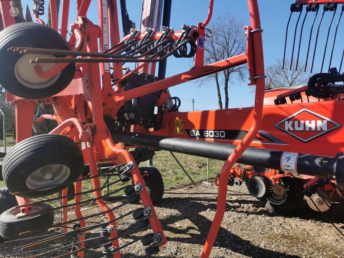 Kuhn GA8030, грабли