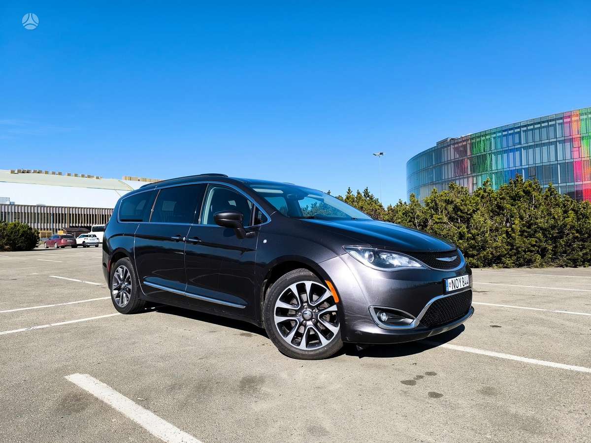Chrysler Pacifica, 3.6 l., Минивэн