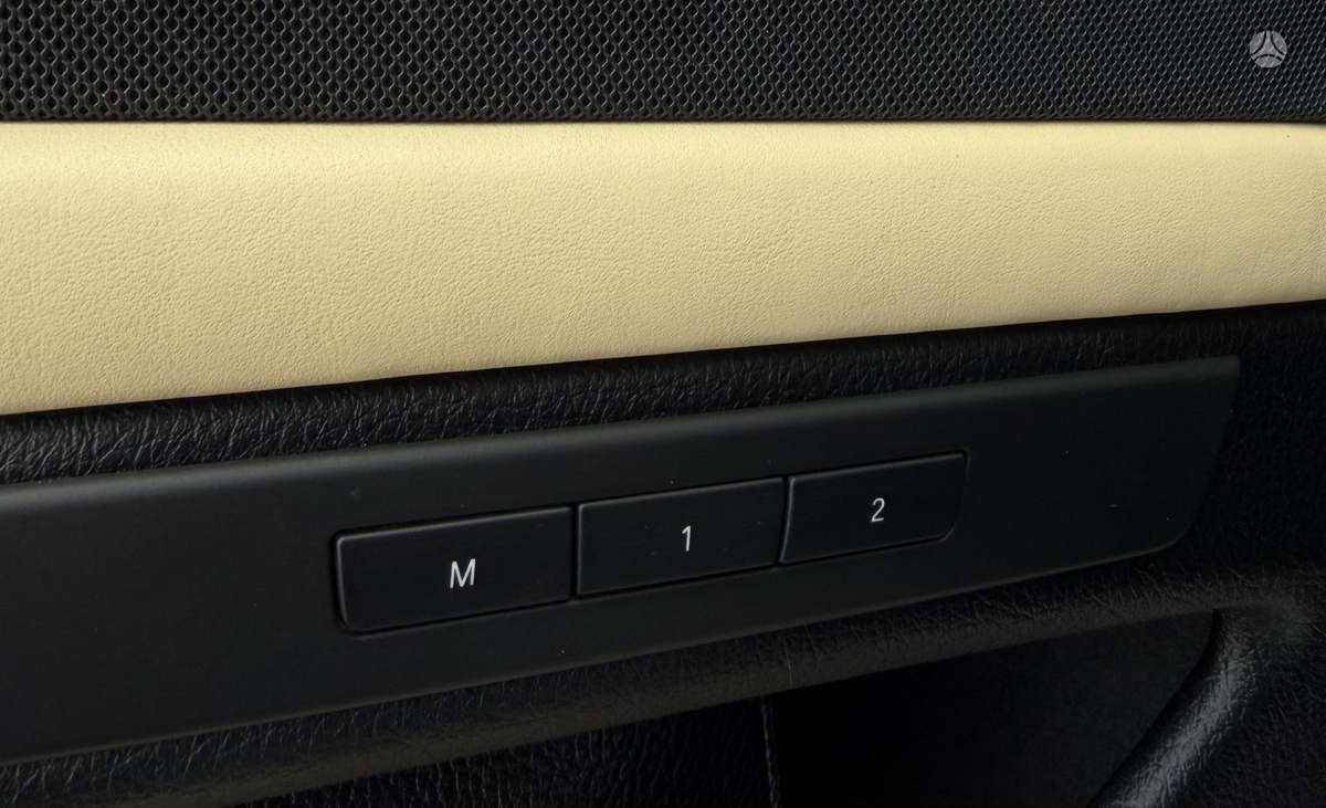 BMW M5, 4.4 l., Седан