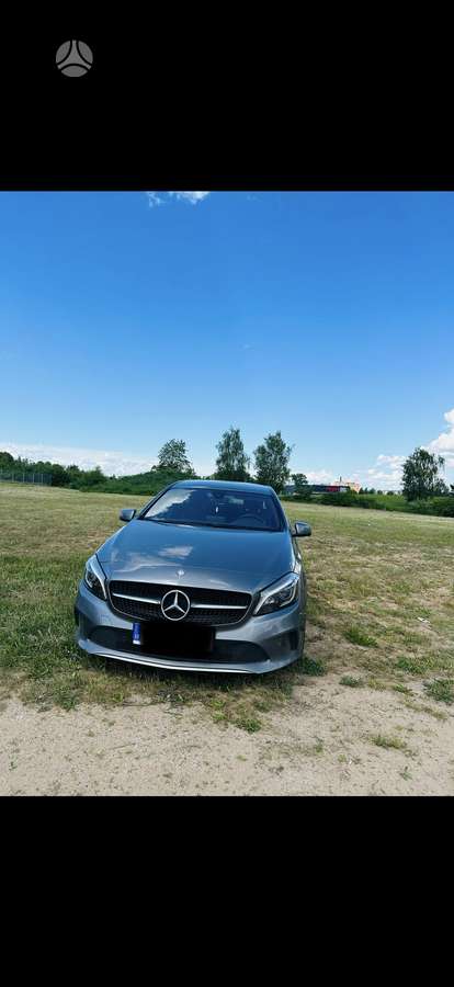 Mercedes-Benz A180, hatchback