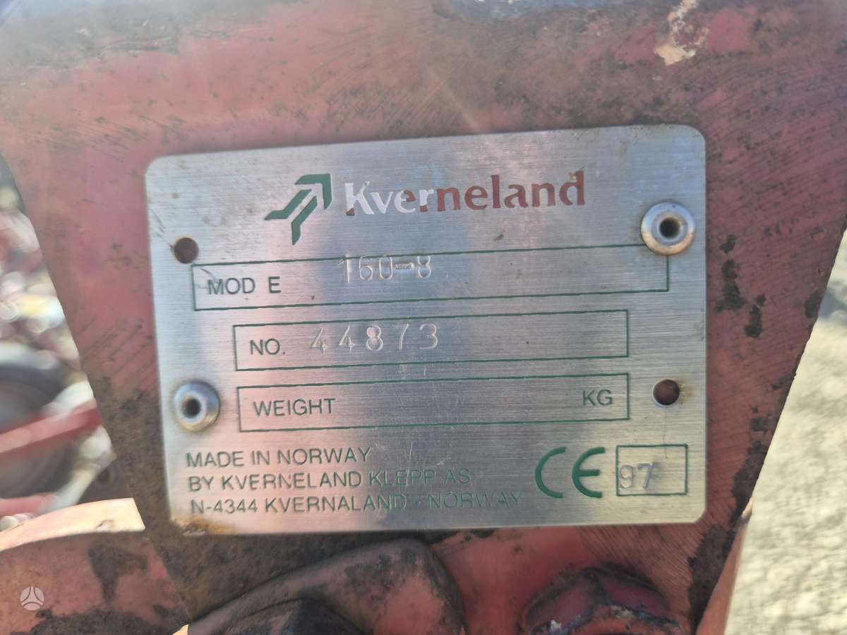 Kverneland E-160 3X3, plūgai