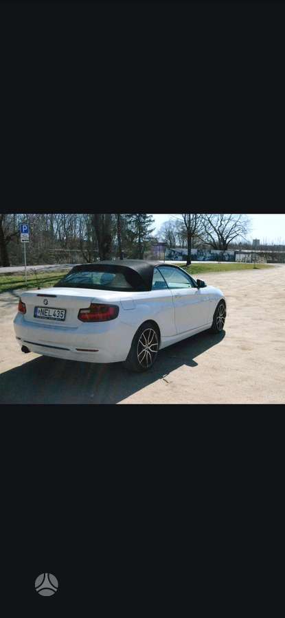 BMW 220, 2.0 l., convertible