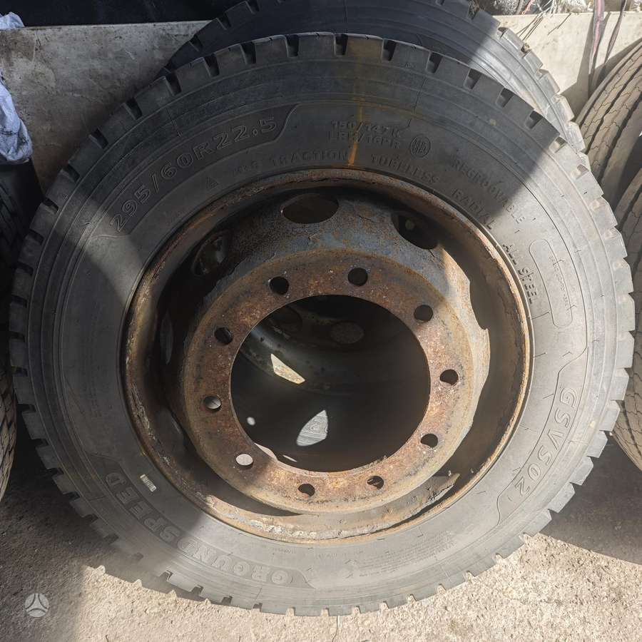 Groundspeed, universalios 295/60 R22,5