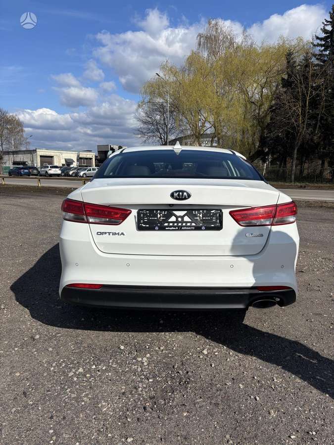 Kia Optima, 1.7 l., Седан