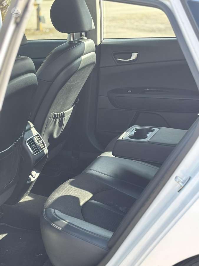 Kia Optima, 1.7 l., Седан