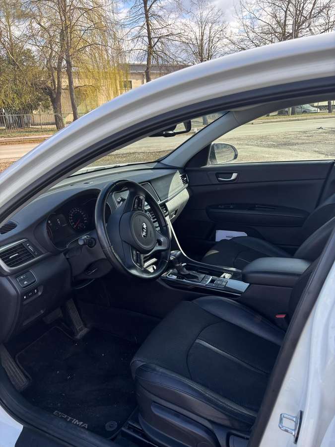 Kia Optima, 1.7 l., Седан