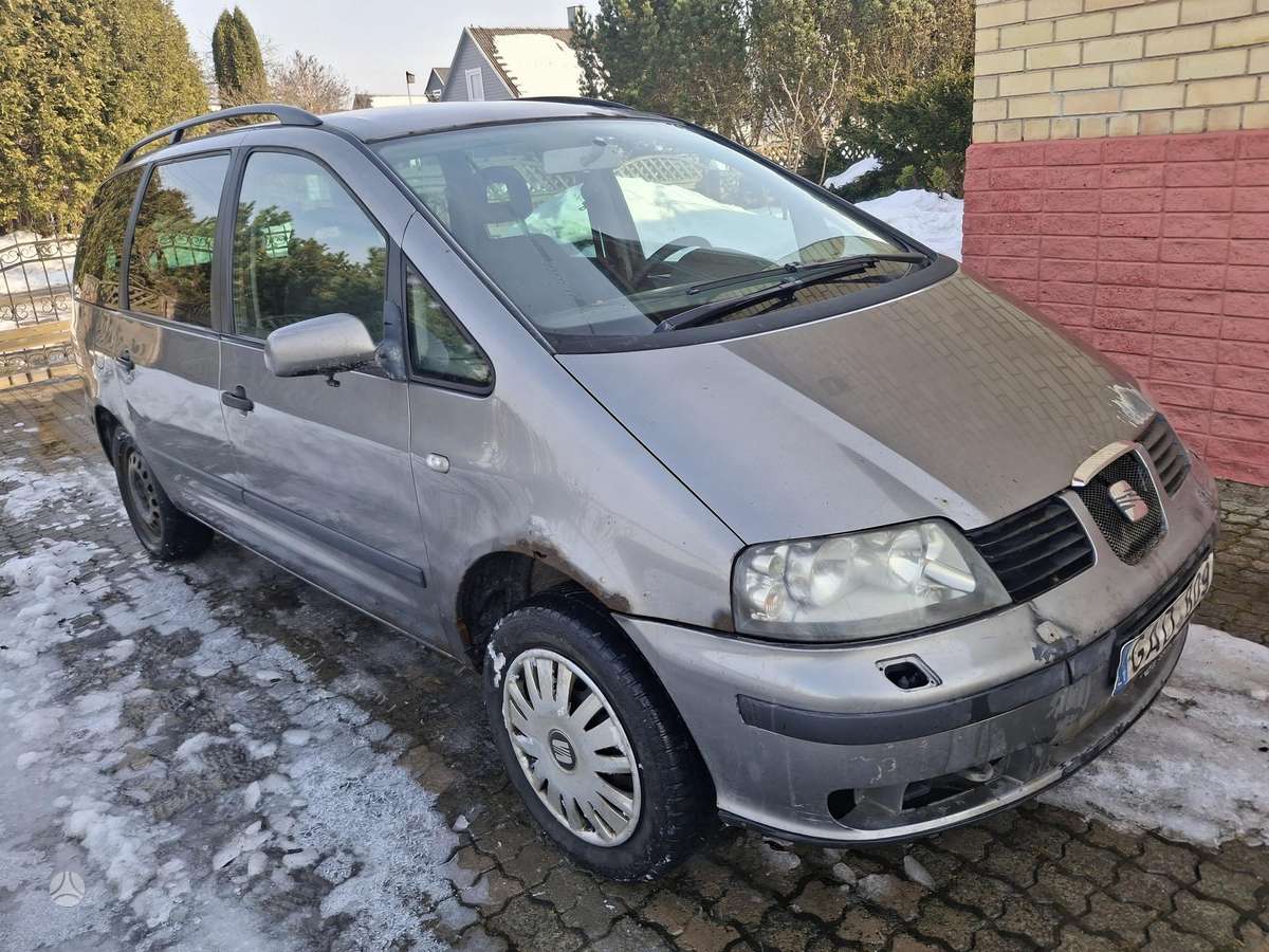 Seat Alhambra salono detalės