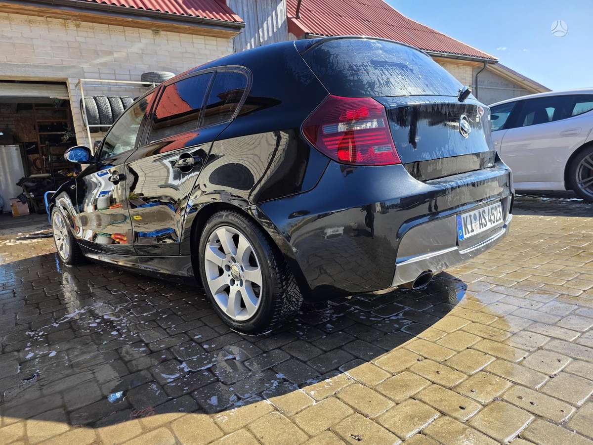BMW 116, 1.6 l., Хэтчбек