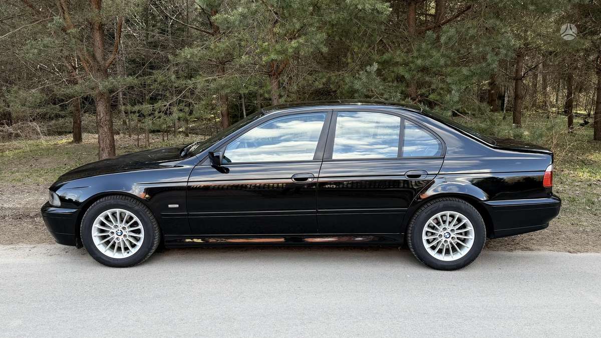 BMW 530, 3.0 l., Седан