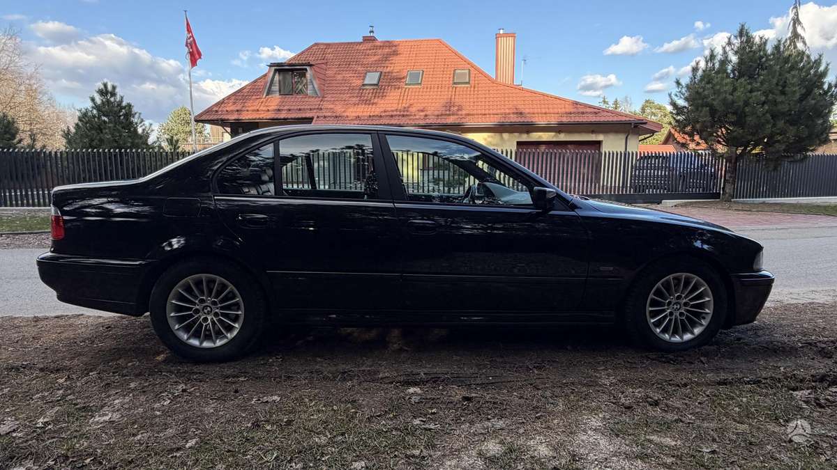 BMW 530, 3.0 l., Седан