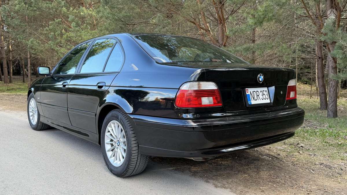 BMW 530, 3.0 l., Седан