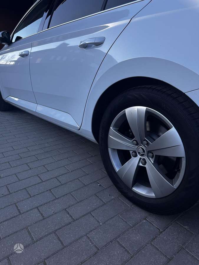 Skoda Superb, 2.0 l., wagon