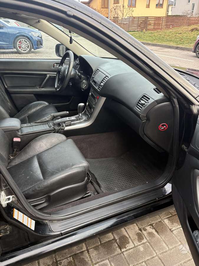 Subaru Legacy, 2.0 l., Седан