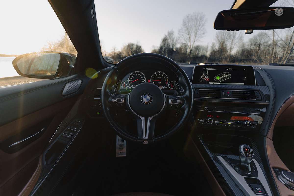 BMW M6, 4.4 l., Седан