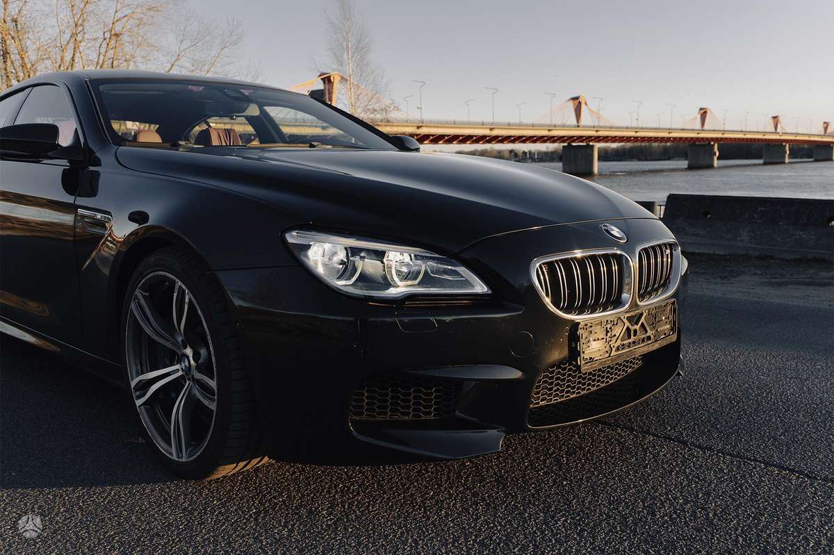 BMW M6, 4.4 l., Седан