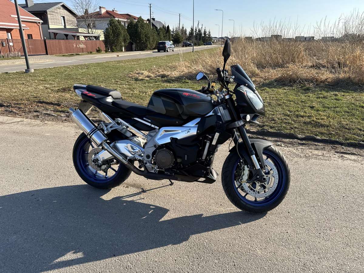 Aprilia Tuono 1000cc, street / klasikiniai