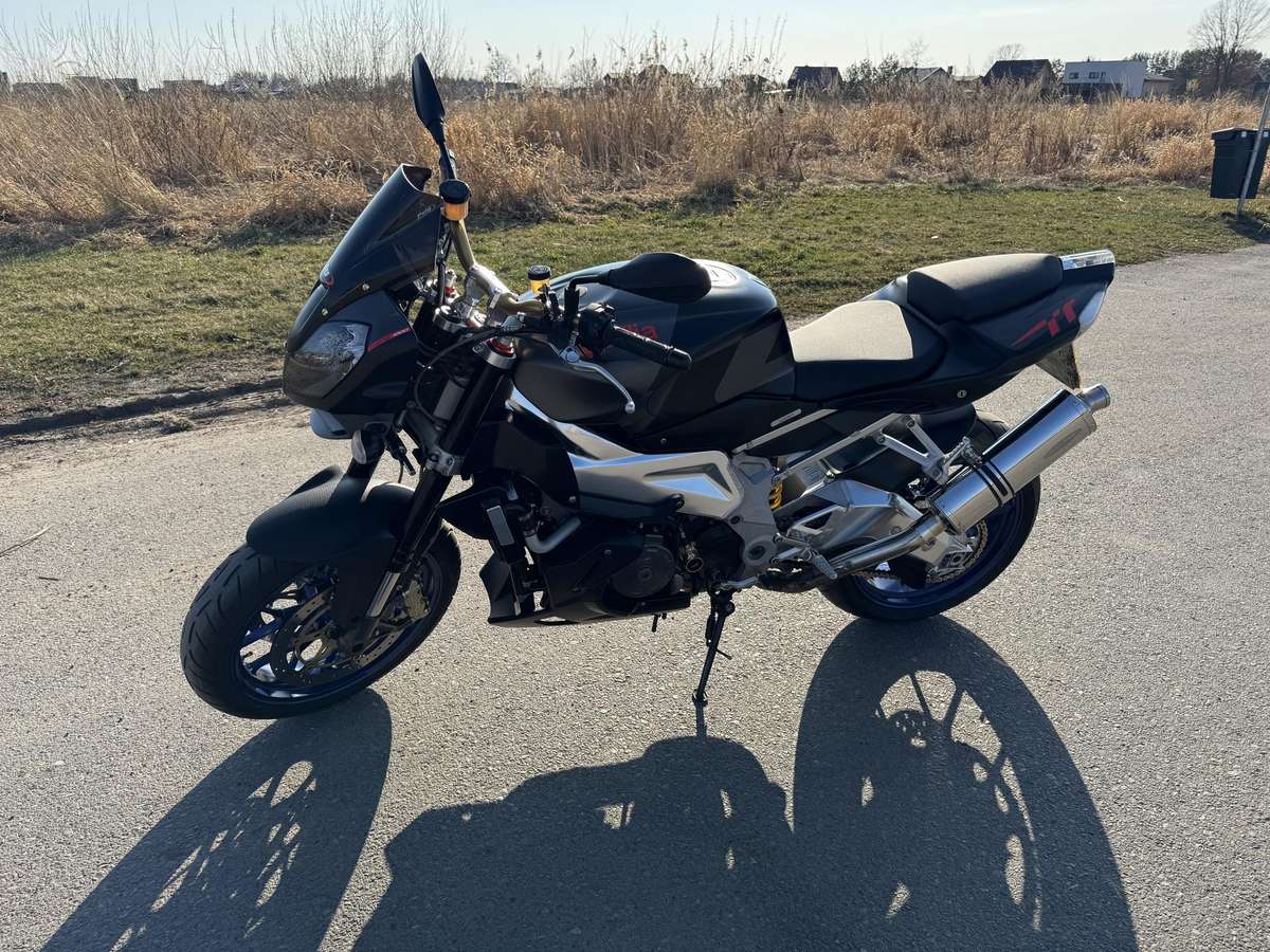 Aprilia Tuono 1000cc, street / classic