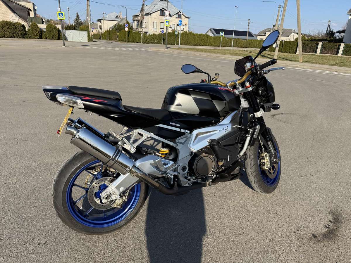 Aprilia Tuono 1000cc, street / klasikiniai