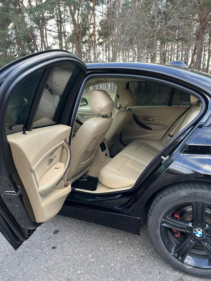 BMW 328, 2.0 l., Седан