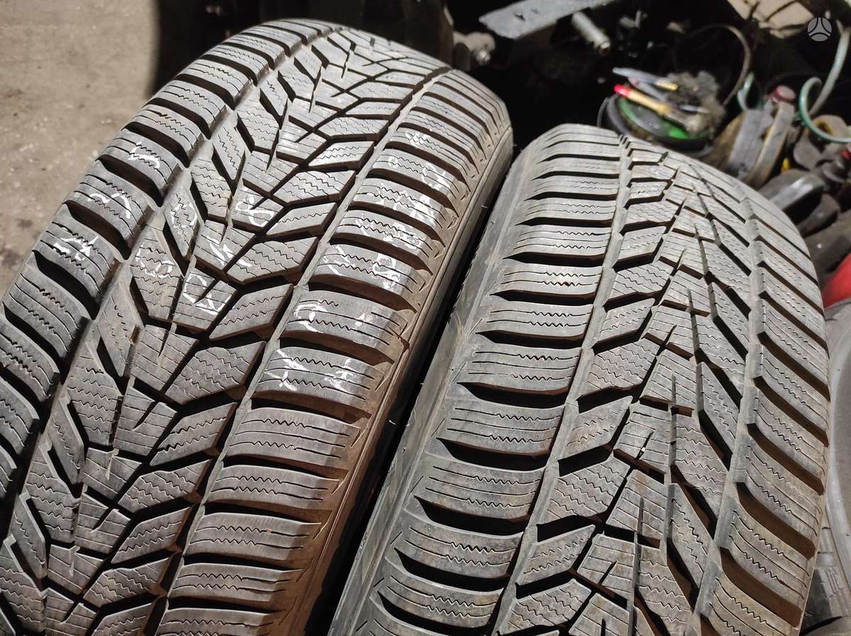 Semperit UniversaliosZiemines, winter 235/60 R18