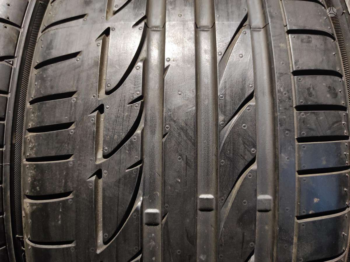 Goodyear, summer 225/40 R19