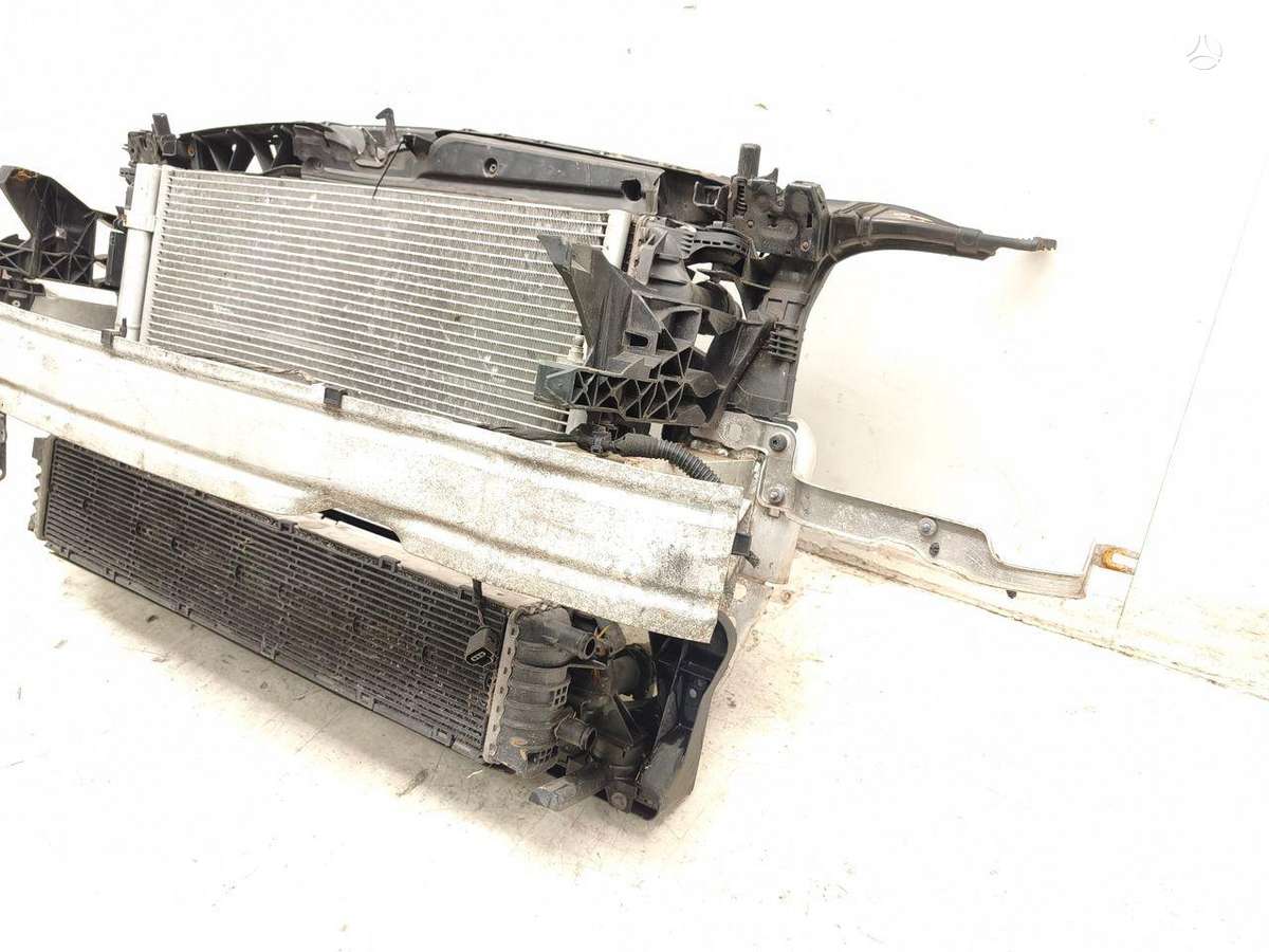 Audi A6 hood (front, rear)