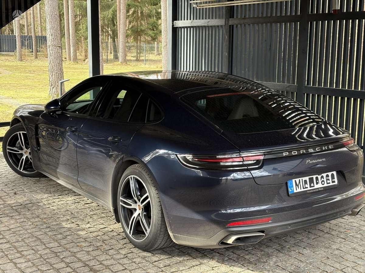 Porsche Panamera, 3.0 l., hatchback