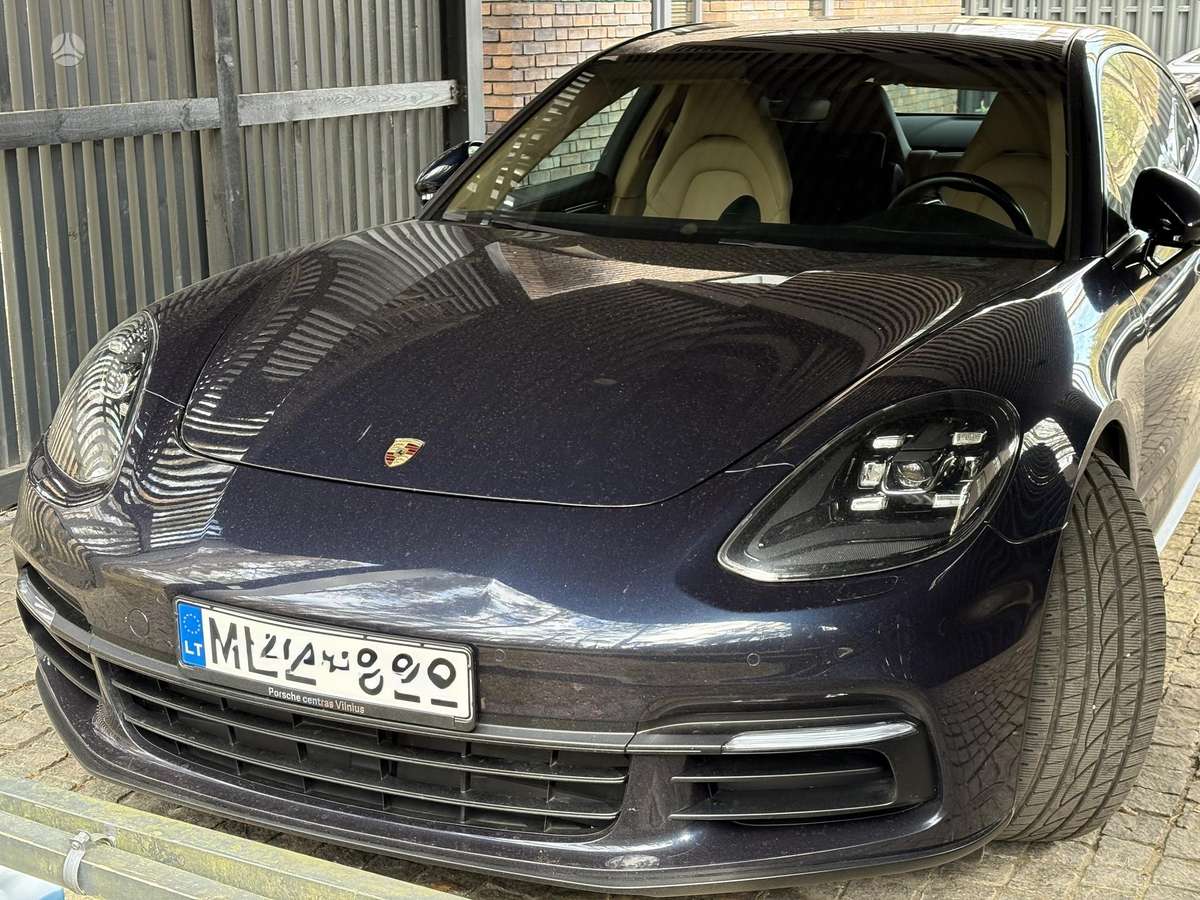 Porsche Panamera, 3.0 l., hatchback