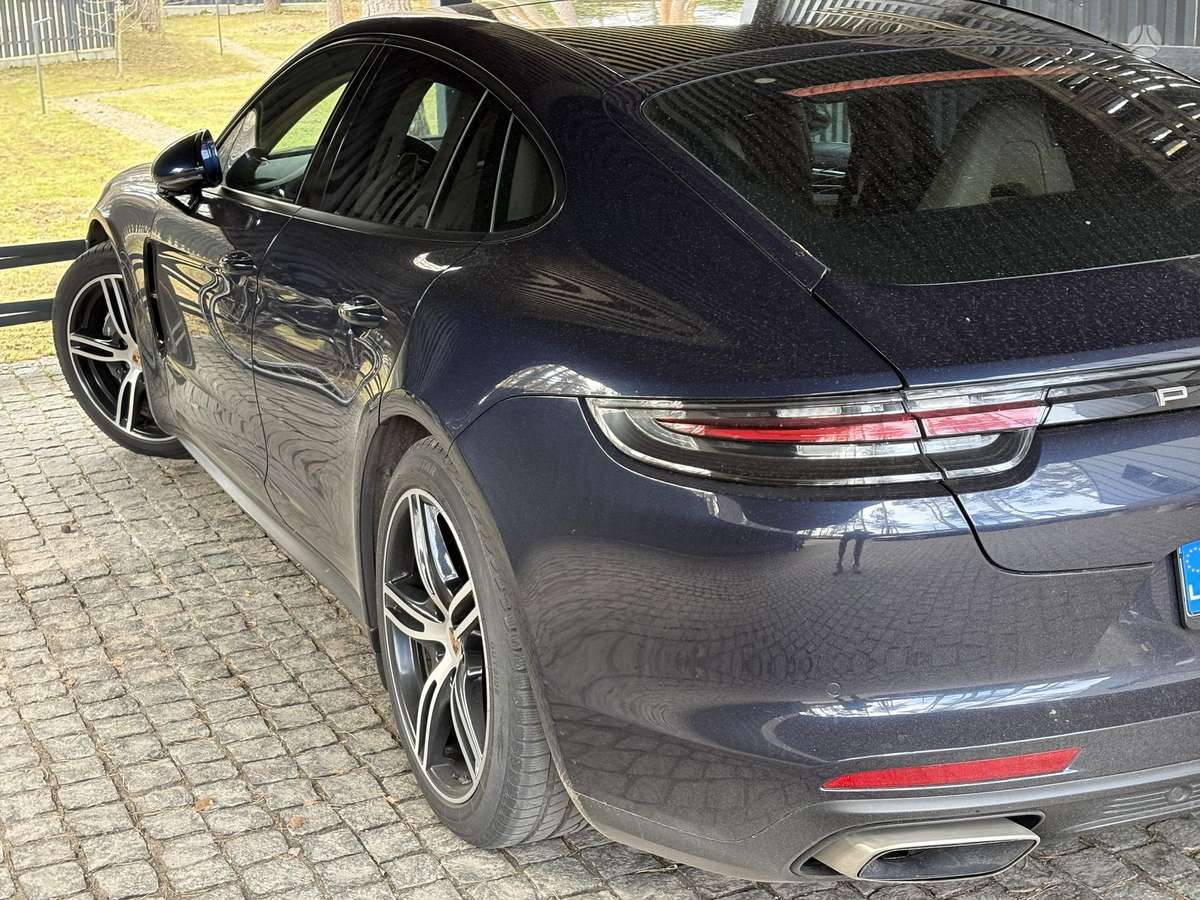 Porsche Panamera, 3.0 l., hatchback