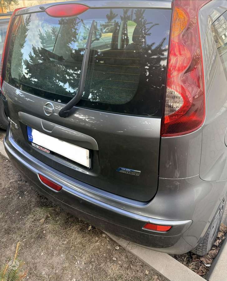 Nissan Note, 1.5 l., hatchback