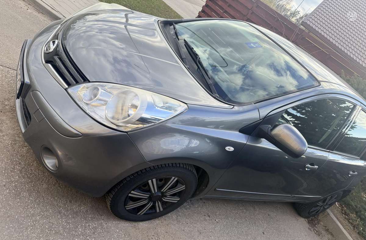 Nissan Note, 1.5 l., hatchback