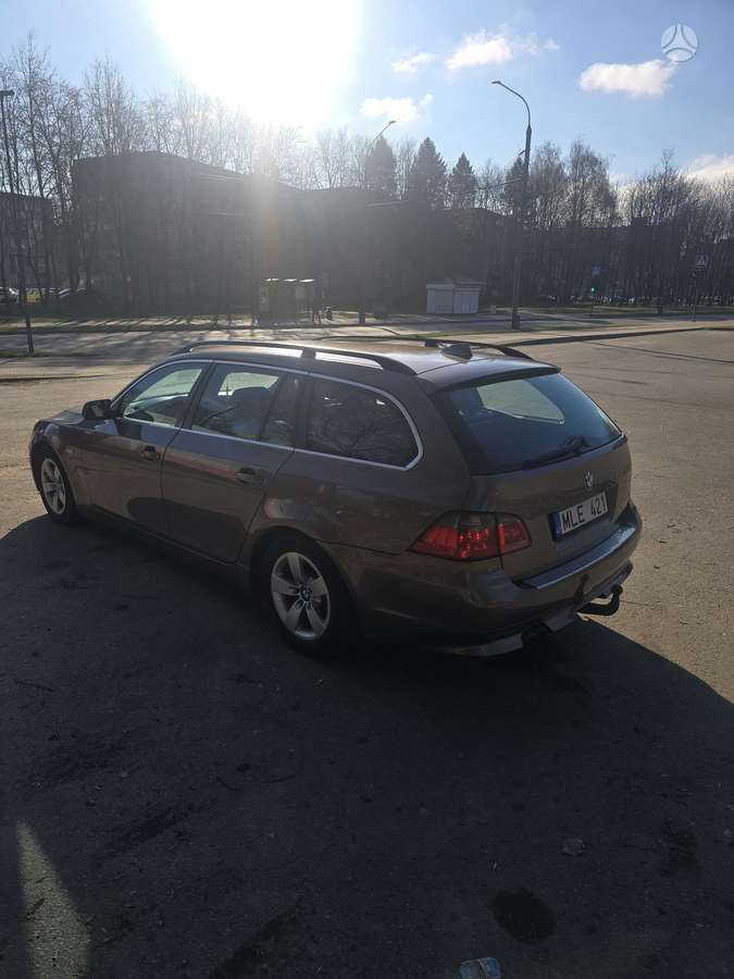 BMW 530, Универсал
