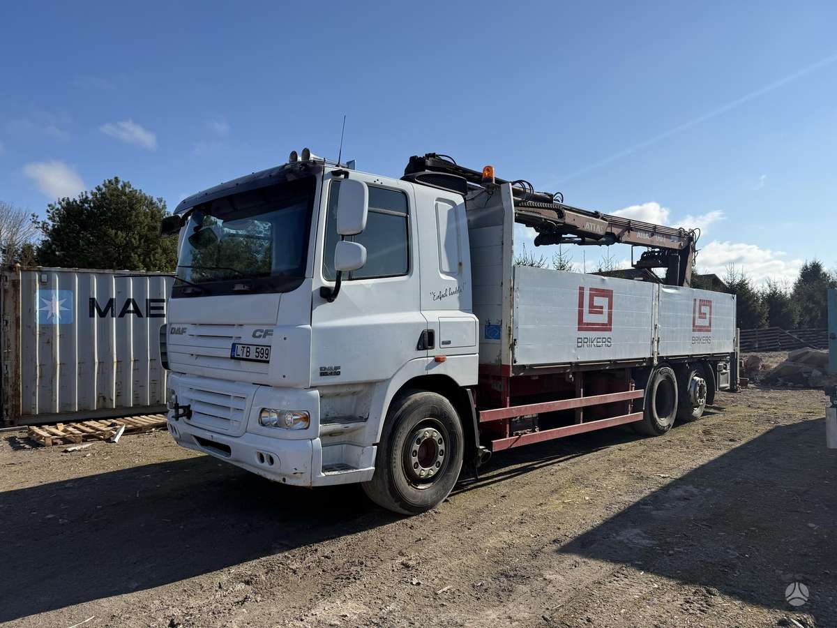 DAF 85.410, su kranu