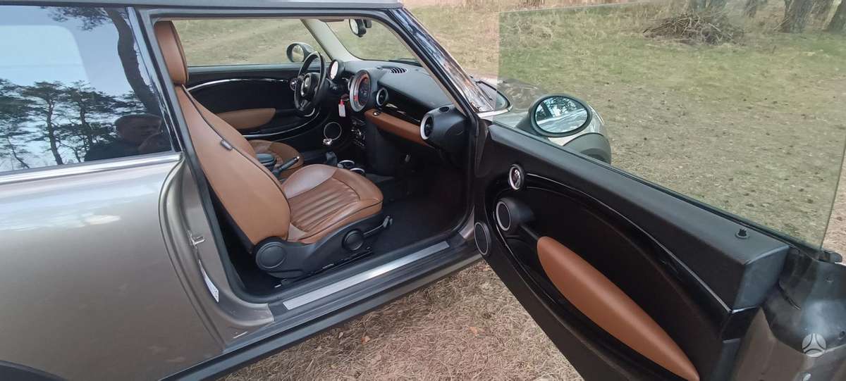 Mini One, 1.6 l., hatchback
