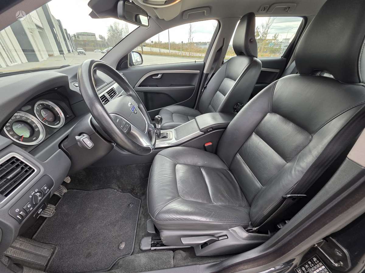Volvo V70, 1.6 l., wagon
