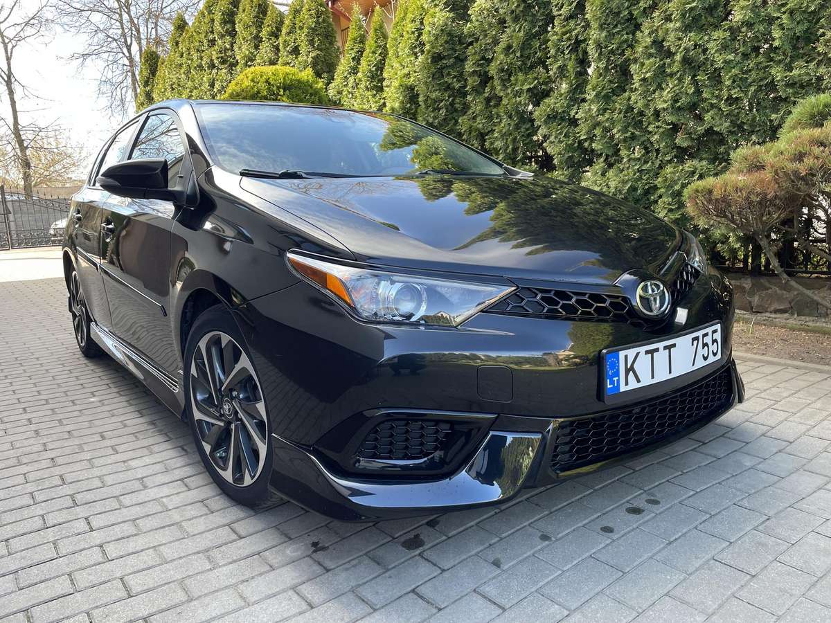 Toyota Corolla, 1.8 l., hatchback