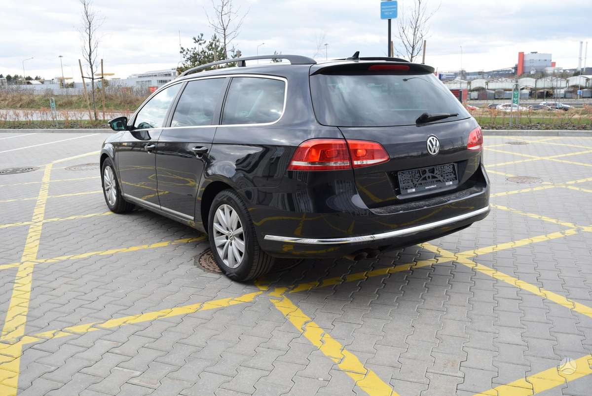 Volkswagen Passat - 5