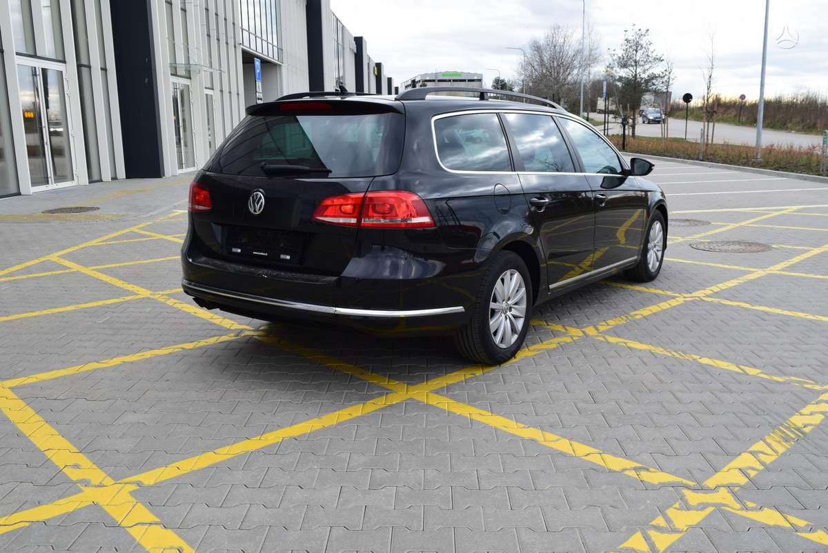 Volkswagen Passat - 7