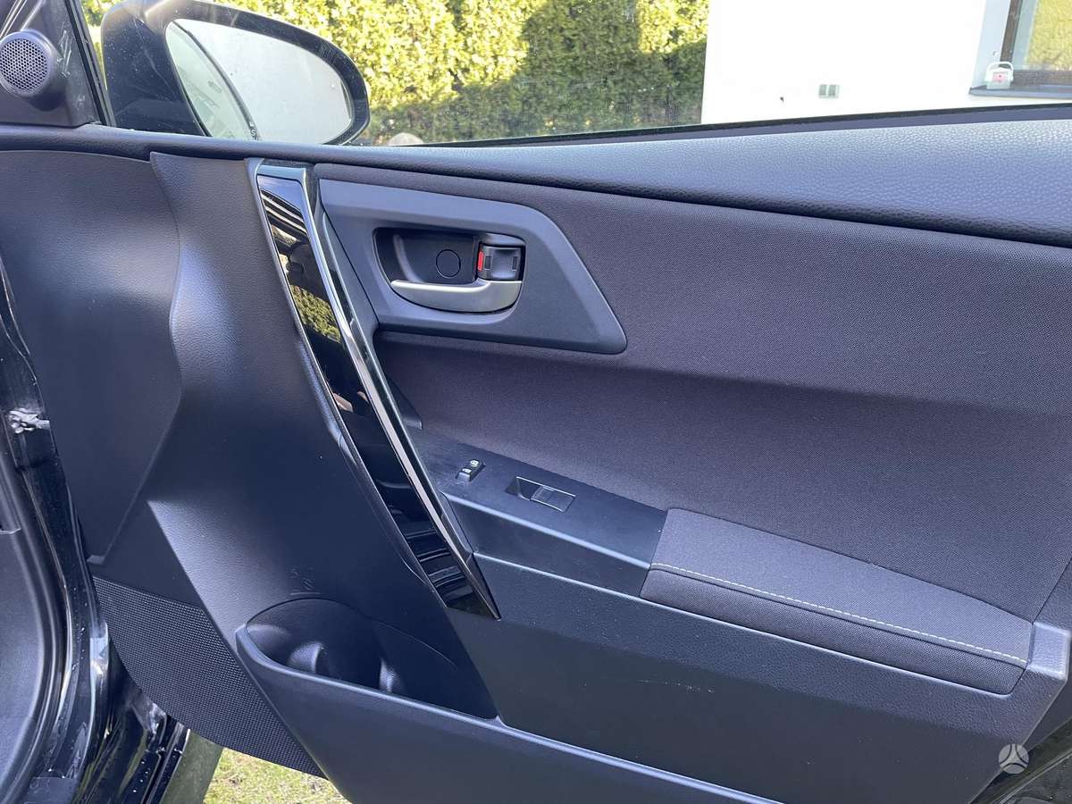 Toyota Corolla, 1.8 l., hatchback