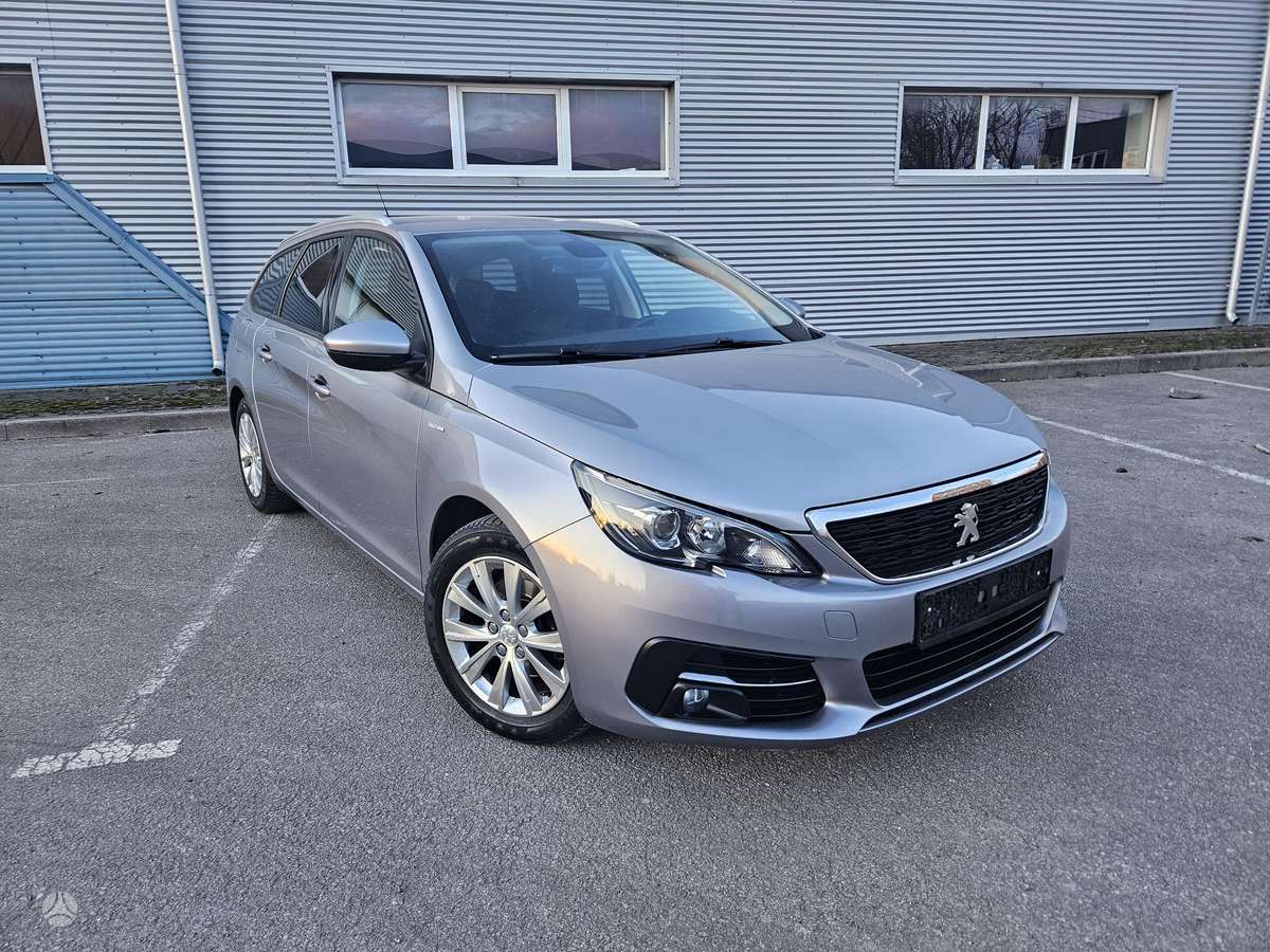Peugeot 308, 1.2 l., Универсал